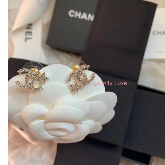 New Chanel CC stars crystals golden color stud earrings - Picture 10 of 12